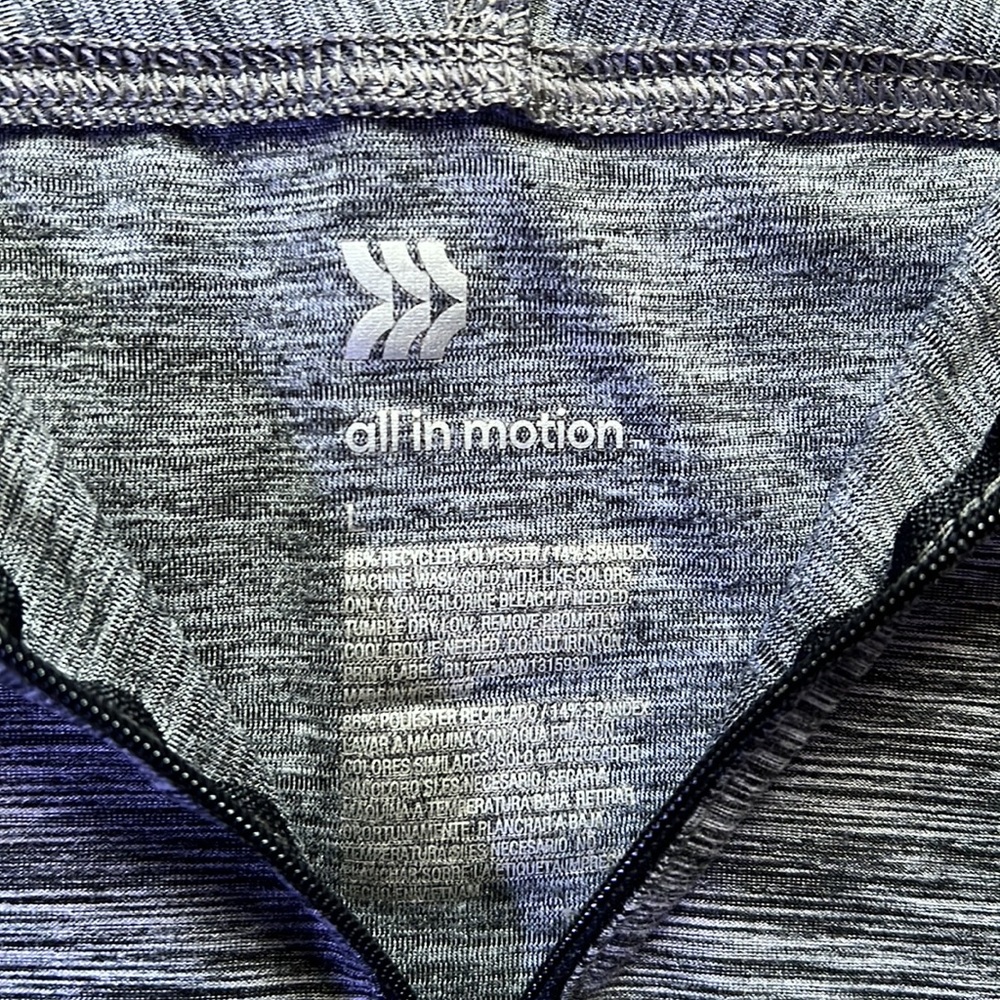 NWOT MENS 1/4 Zip Long Sleeve - Picture 2 of 2